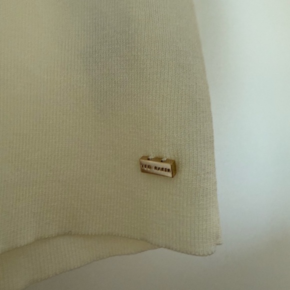 Ted Baker White Scalloped Tank - Picture 7 of 8